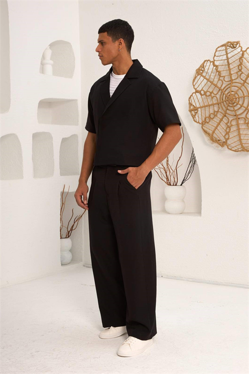 Wholesale Mens Black T-Shirt and Pants Set