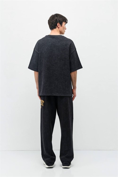 Wholesale Mens Black T-Shirt and Pants Set