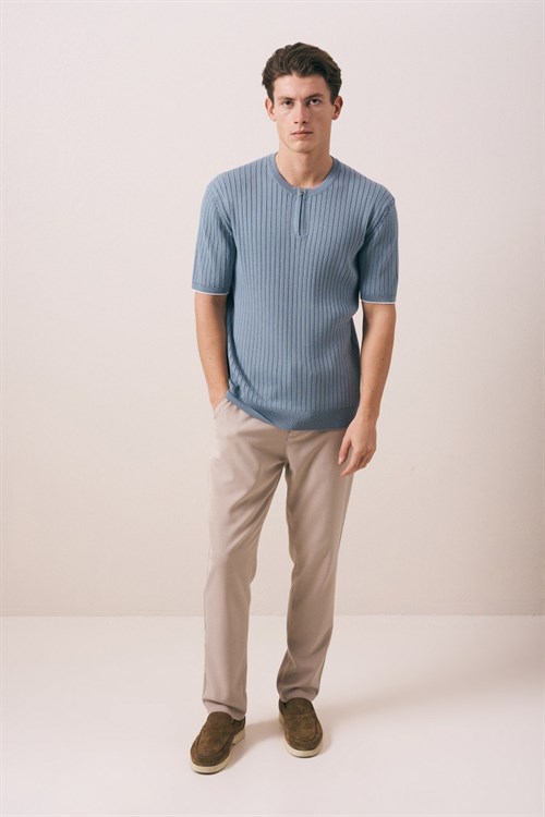 Wholesale Mens Blue Crew-Neck T-Shirt