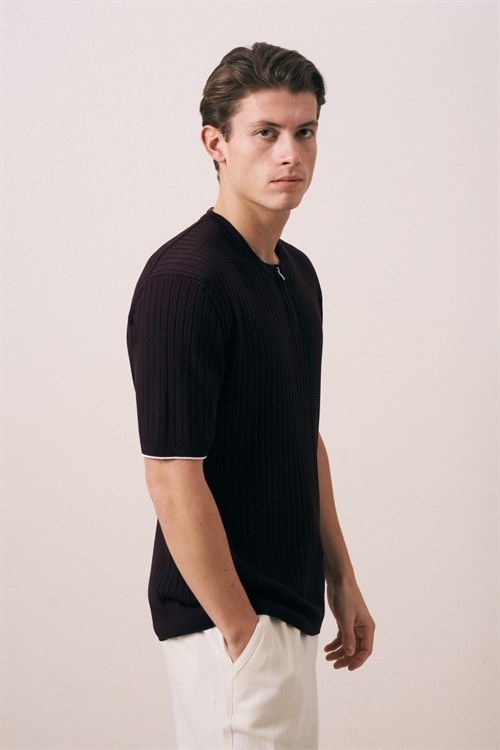 Wholesale Mens Bordeaux Crew-Neck T-Shirt