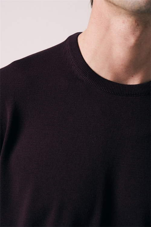 Wholesale Mens Bordeaux Knit Crew-Neck T-Shirt