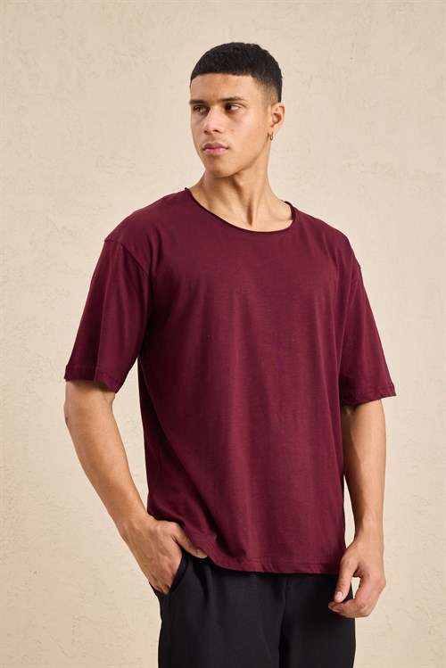 Wholesale Mens Bordeaux Relax Fit Basic T-Shirt with Raw-Edge Neckline