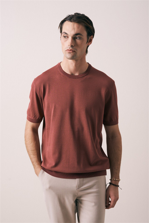 Wholesale Mens Brick Knit Crew-Neck T-Shirt