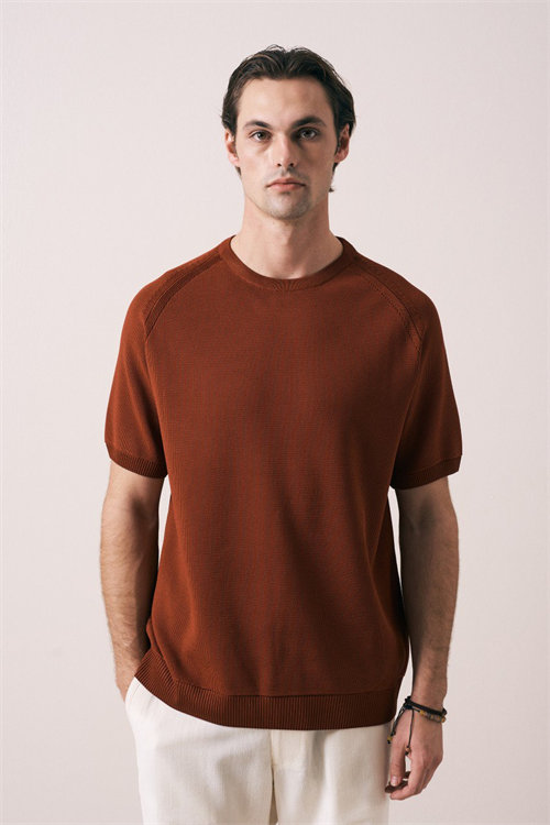 Wholesale Mens Brick Knit Crew-Neck T-Shirt