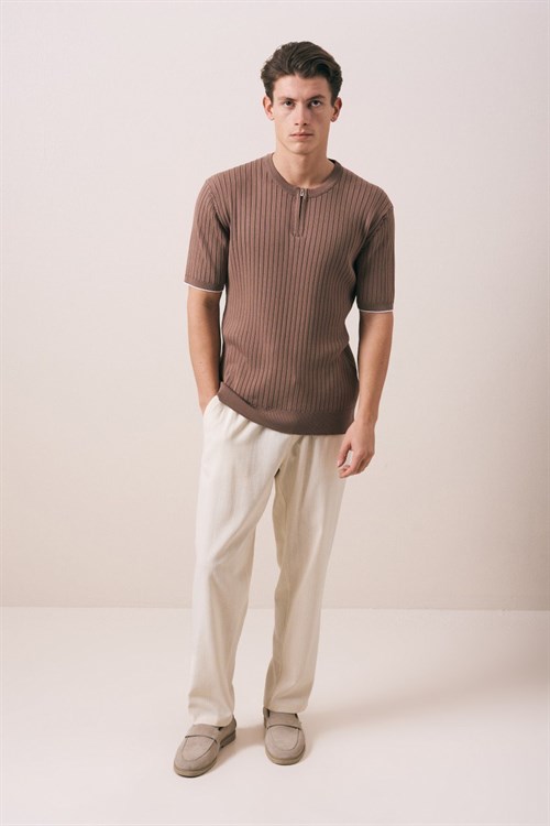 Wholesale Mens Brown Crew-Neck T-Shirt