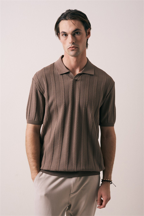 Wholesale Mens Brown Knit Crew-Neck T-Shirt