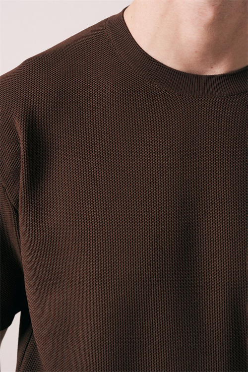 Wholesale Mens Brown Knit Crew-Neck T-Shirt