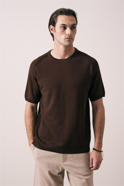 Wholesale Mens Brown Knit Crew-Neck T-Shirt
