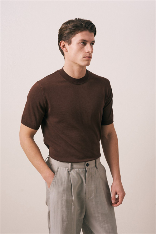 Wholesale Mens Brown Knit Crew-Neck T-Shirt