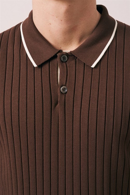 Wholesale Mens Brown Knit Polo T-Shirt