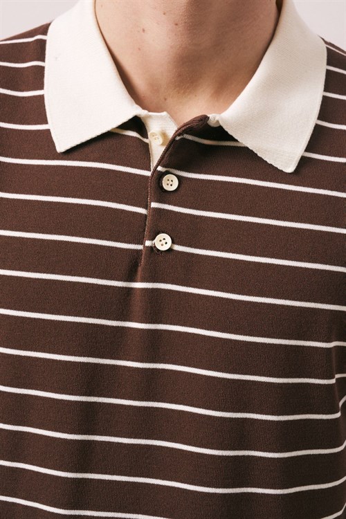 Wholesale Mens Brown Knit Polo T-Shirt