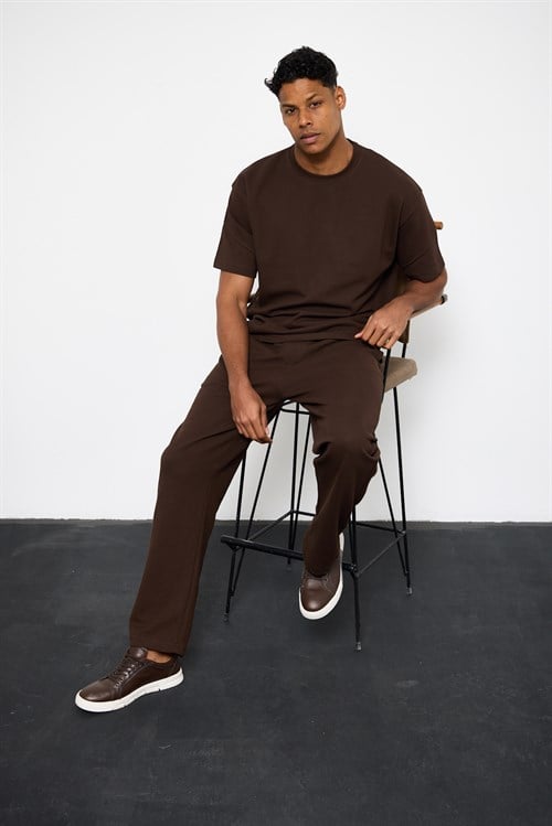 Wholesale Mens Brown Oversized T-Shirt and Sweatpants Set