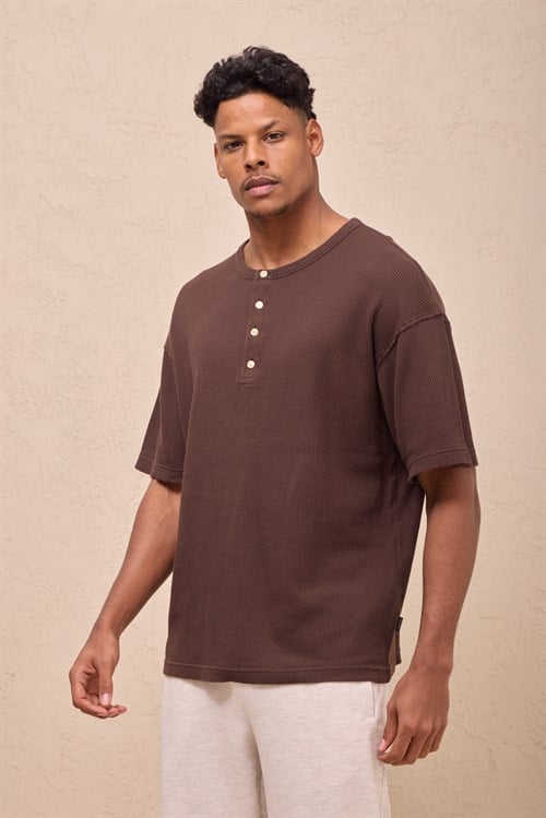 Wholesale Mens Brown Regular Fit Waffle Knit Henley T-Shirt