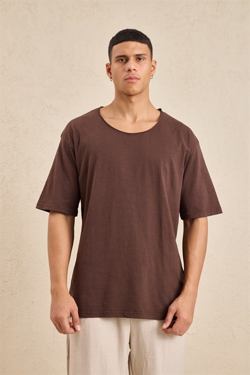 Wholesale Mens Brown Relax Fit Basic T-Shirt with Raw-Edge Neckline