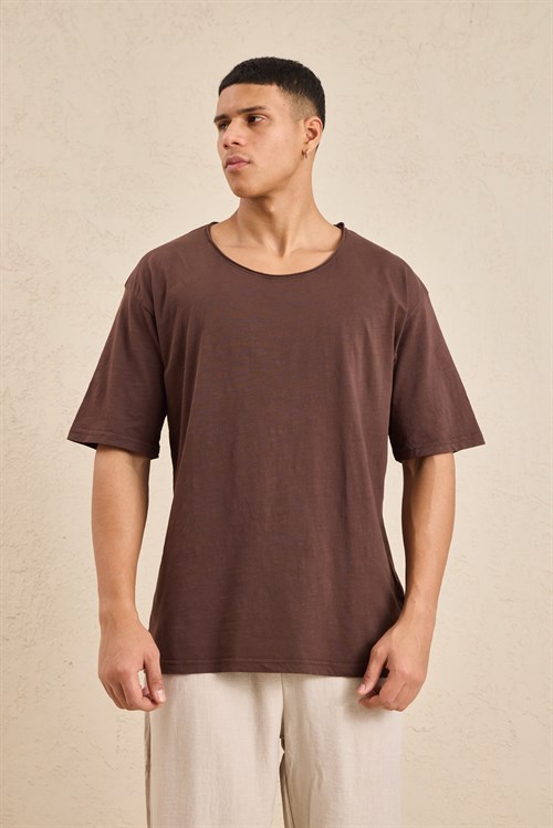 Wholesale Mens Brown Relax Fit Basic T-Shirt with Raw-Edge Neckline
