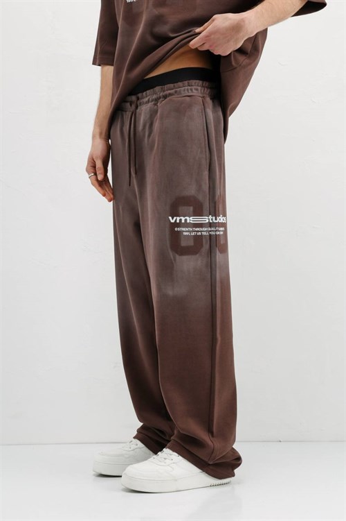 Wholesale Mens Brown T-Shirt and Pants Set