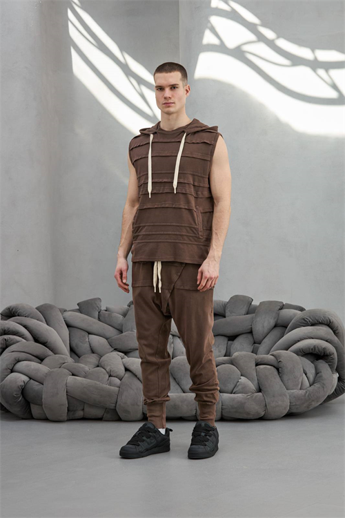 Wholesale Mens Brown T-shirt and Pants Set