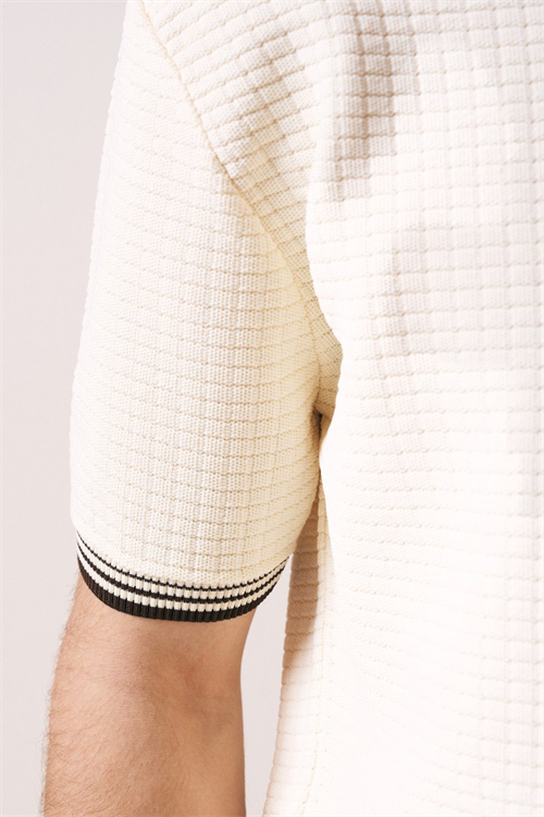 Wholesale Mens Cream Knit Crew-Neck T-Shirt