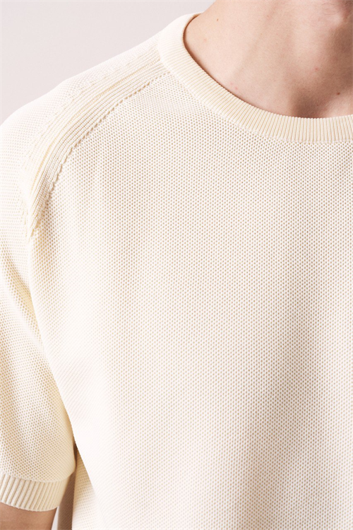 Wholesale Mens Cream Knit Crew-Neck T-Shirt