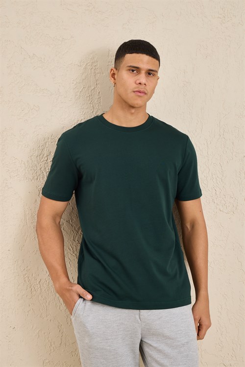 Wholesale Mens Dark Green Regular Fit Basic Crew-Neck T-Shirt