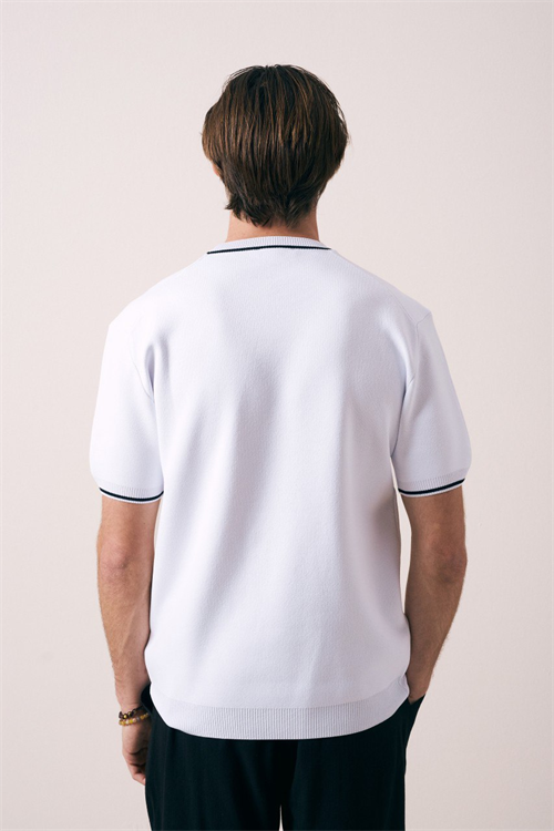 Wholesale Mens Ecru Knit Crew-Neck T-Shirt