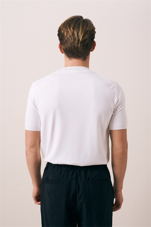 Wholesale Mens Ecru Knit Crew-Neck T-Shirt