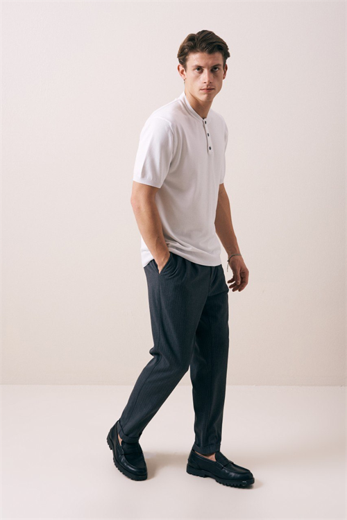 Wholesale Mens Ecru Knit Crew-Neck T-Shirt