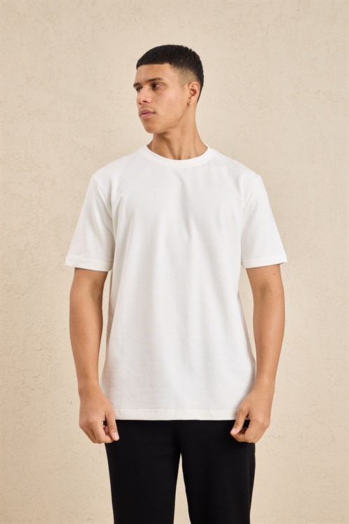 Wholesale Mens Ecru Regular Fit Basic Crew-Neck T-Shirt