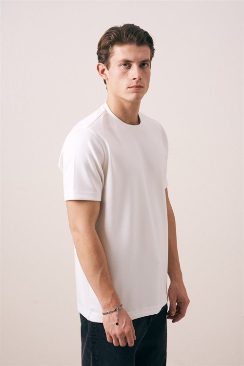 Wholesale Mens Ecru T-Shirt