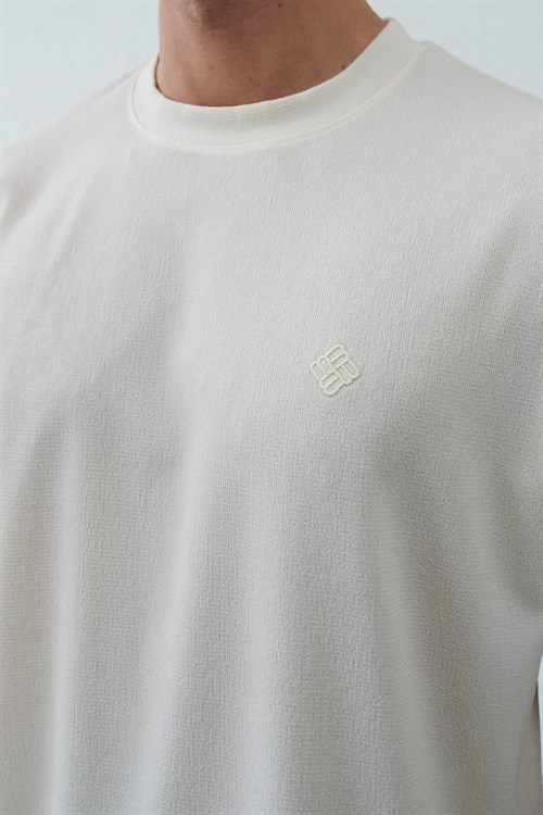 Wholesale Mens Ecru T-Shirt