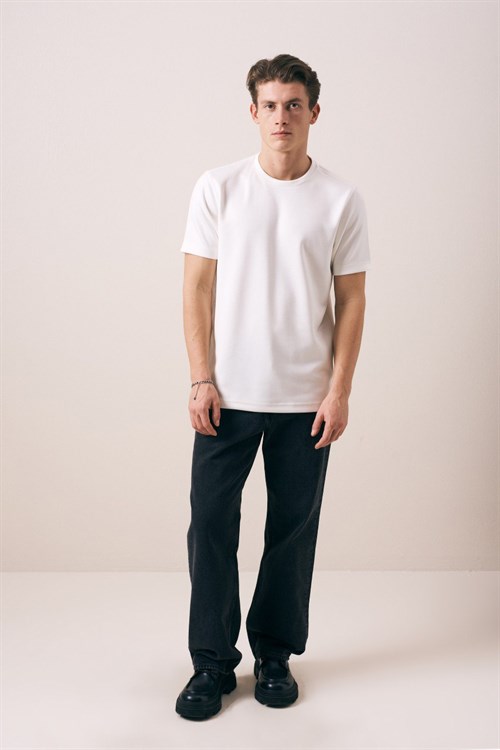 Wholesale Mens Ecru T-Shirt