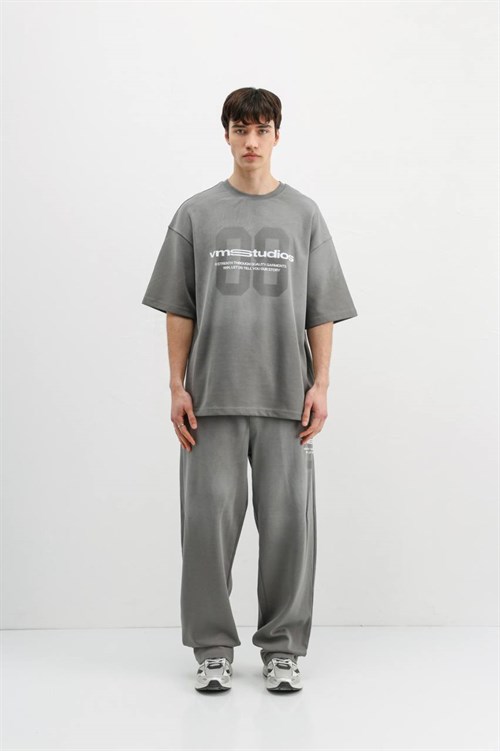 Wholesale Mens Gray T-Shirt and Pants Set