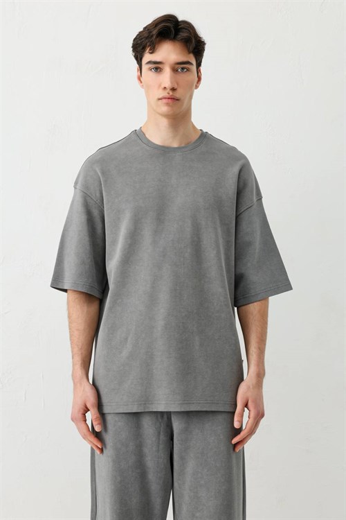 Wholesale Mens Gray T-Shirt and Pants Set