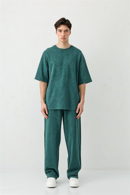 Wholesale Mens Green T-Shirt and Pants Set