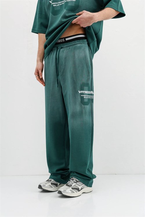 Wholesale Mens Green T-Shirt and Pants Set