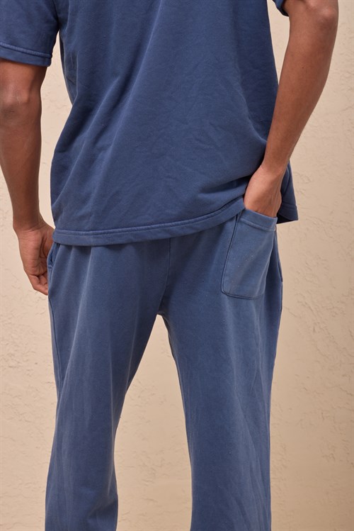 Wholesale Mens Indigo Relax Fit Acid Washed T-Shirt and Sweatpants Set
