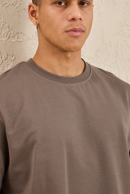 Wholesale Mens Mink Regular Fit Basic Crew-Neck T-Shirt