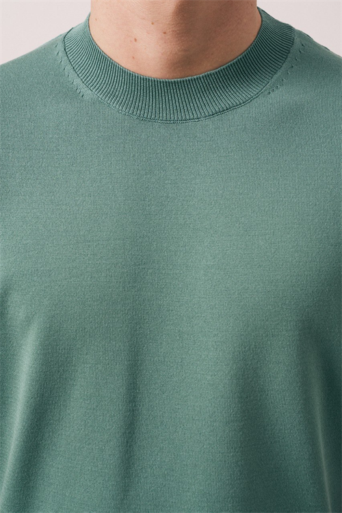 Wholesale Mens Mint Knit Crew-Neck T-Shirt