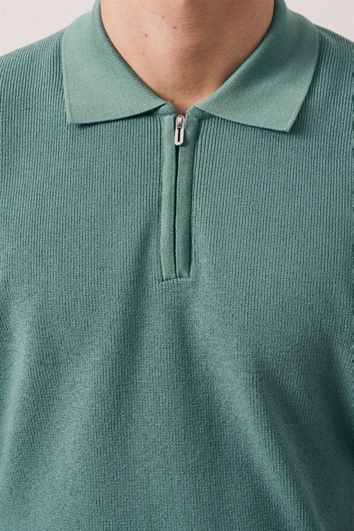 Wholesale Mens Mint Knit T-Shirt