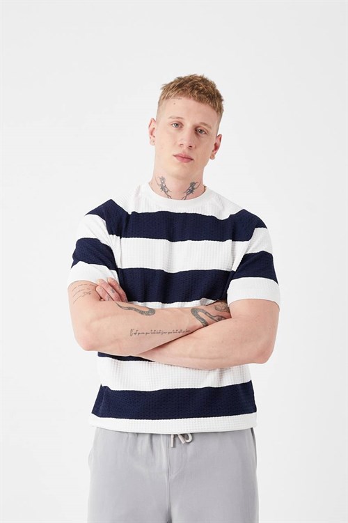 Wholesale Mens Navy Knit Crew-Neck T-Shirt