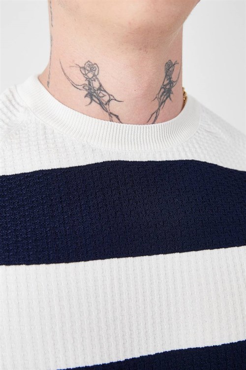 Wholesale Mens Navy Knit Crew-Neck T-Shirt