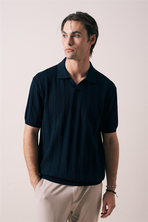 Wholesale Mens Navy Knit Crew-Neck T-Shirt