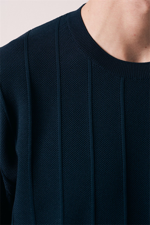 Wholesale Mens Navy Knit Crew-Neck T-Shirt