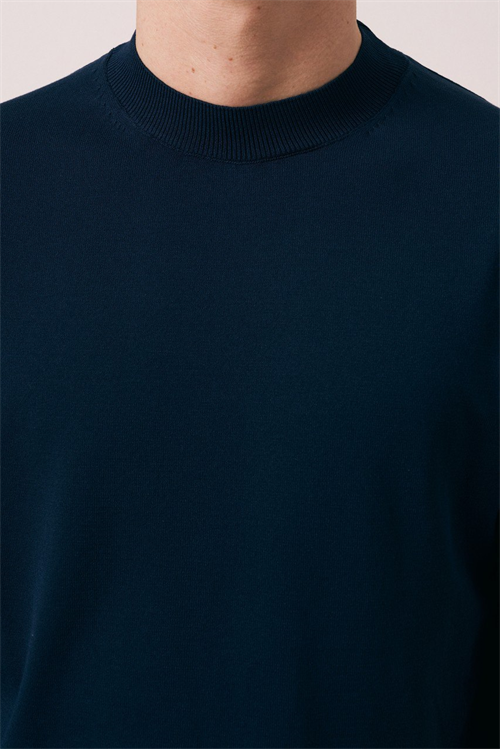 Wholesale Mens Navy Knit Crew-Neck T-Shirt