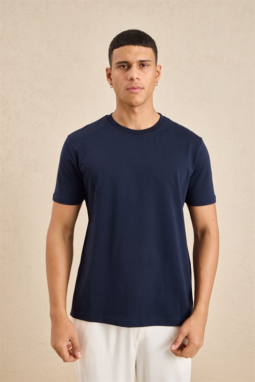 Wholesale Mens Navy Regular Fit Basic Crew-Neck T-Shirt