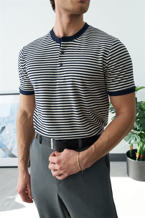 Wholesale Mens Navy T-Shirt