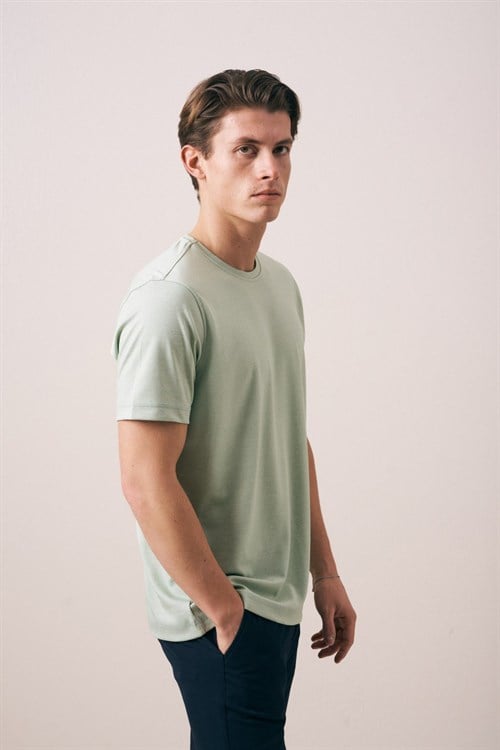 Wholesale Mens Pistachio T-Shirt