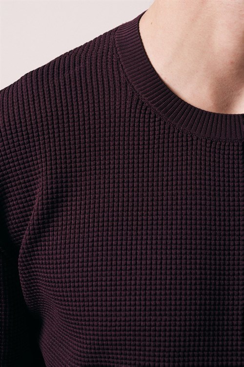 Wholesale Mens Purple Crew-Neck T-Shirt
