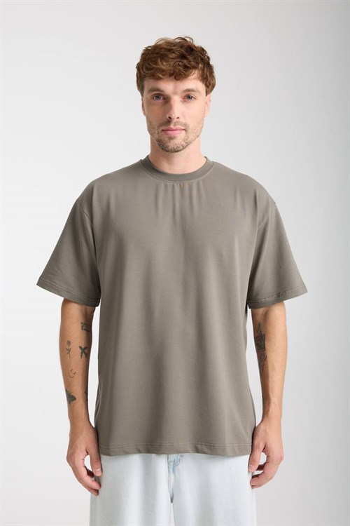 Wholesale Mens Sage Oversized Crew-Neck Basic T-Shirt
