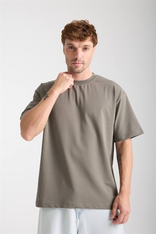 Wholesale Mens Sage Oversized Crew-Neck Basic T-Shirt
